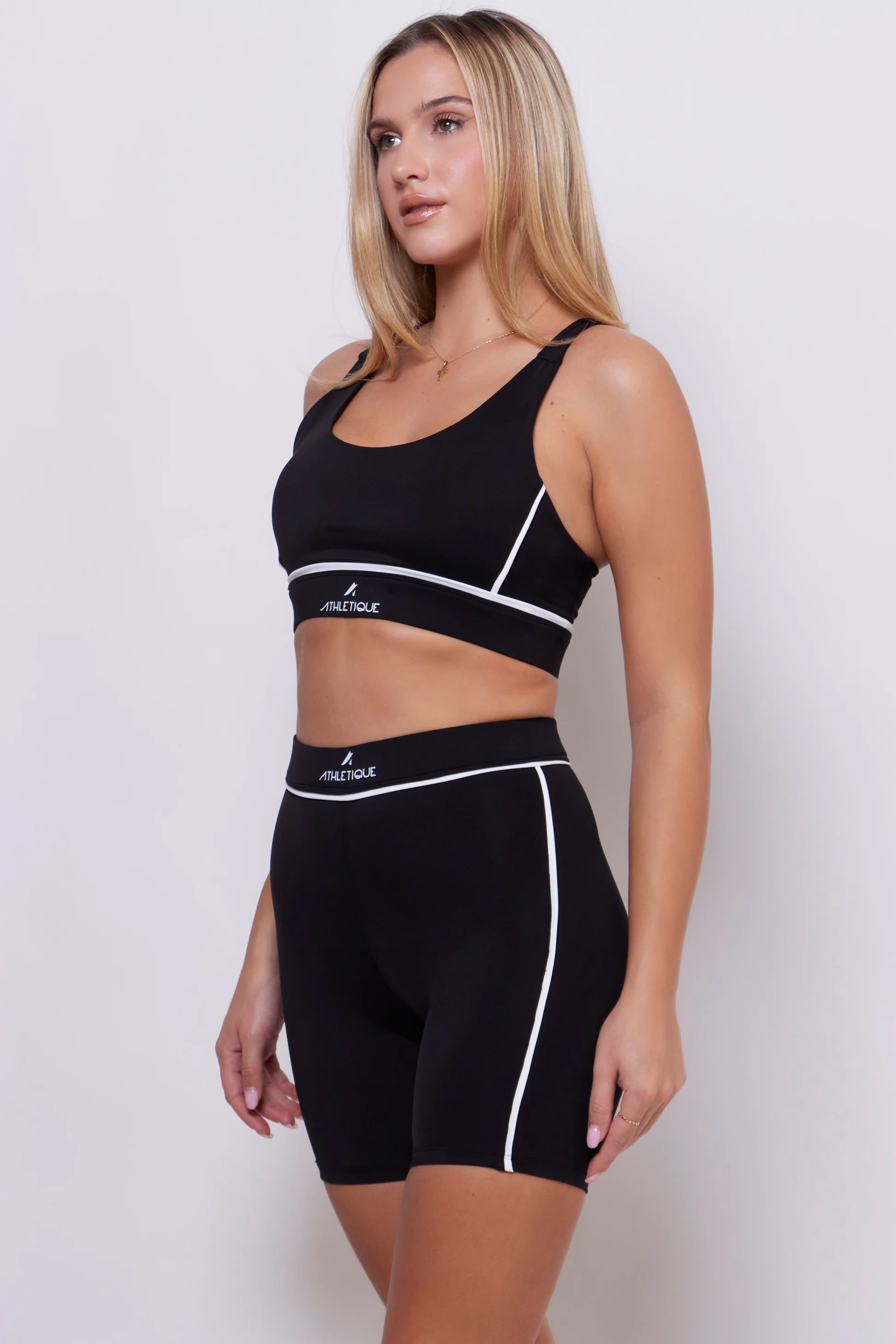 Almur Short Black — image 2 of 3